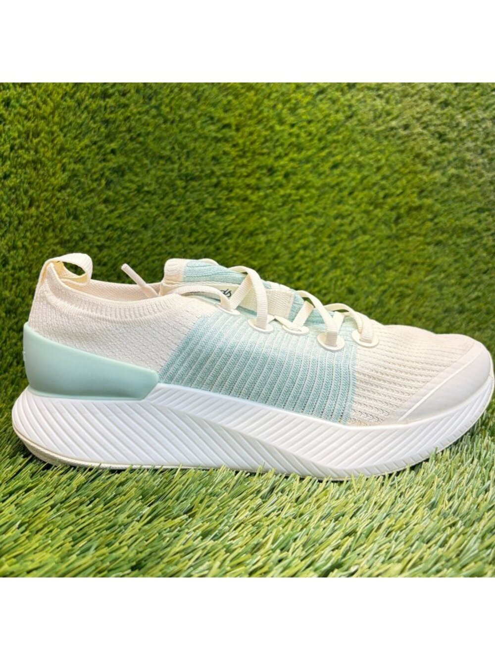 Allbirds Tree Glider Womens Size 10.5 Ivory Blue Athletic Running Shoes Sneakers